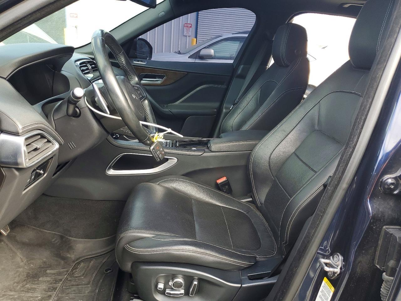 2018 Jaguar F-Pace R - Sport - Image 7