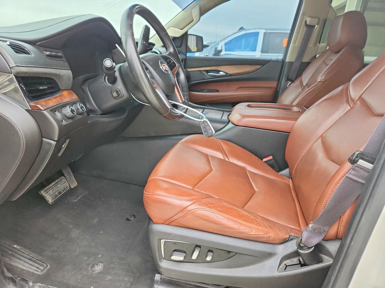 2015 Cadillac Escalade Premium - Фото 7