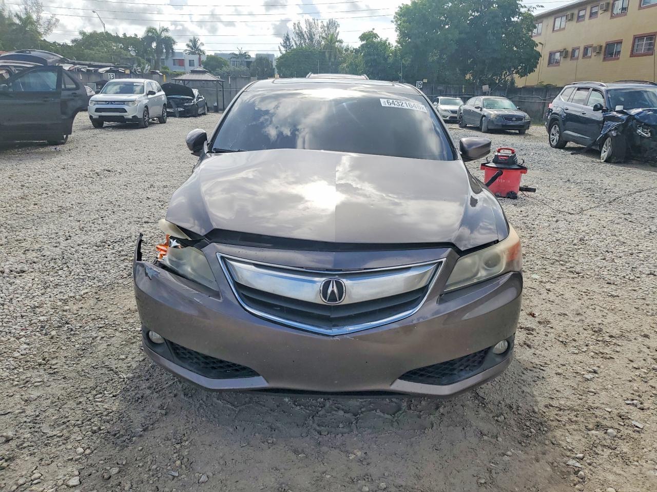 2013 Acura Ilx 20 Tech - Image 5