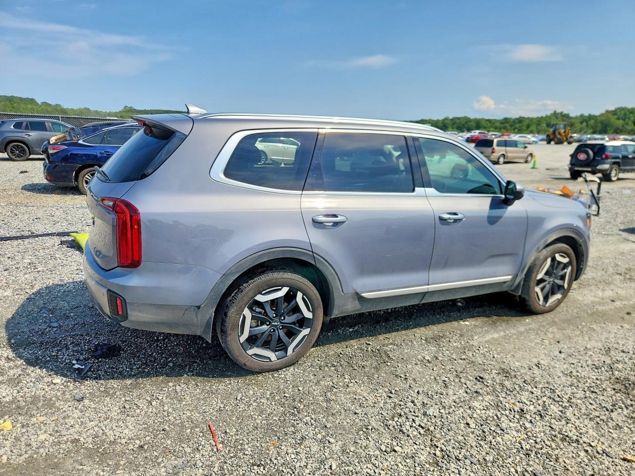 2025 Kia Telluride S - Фото 3