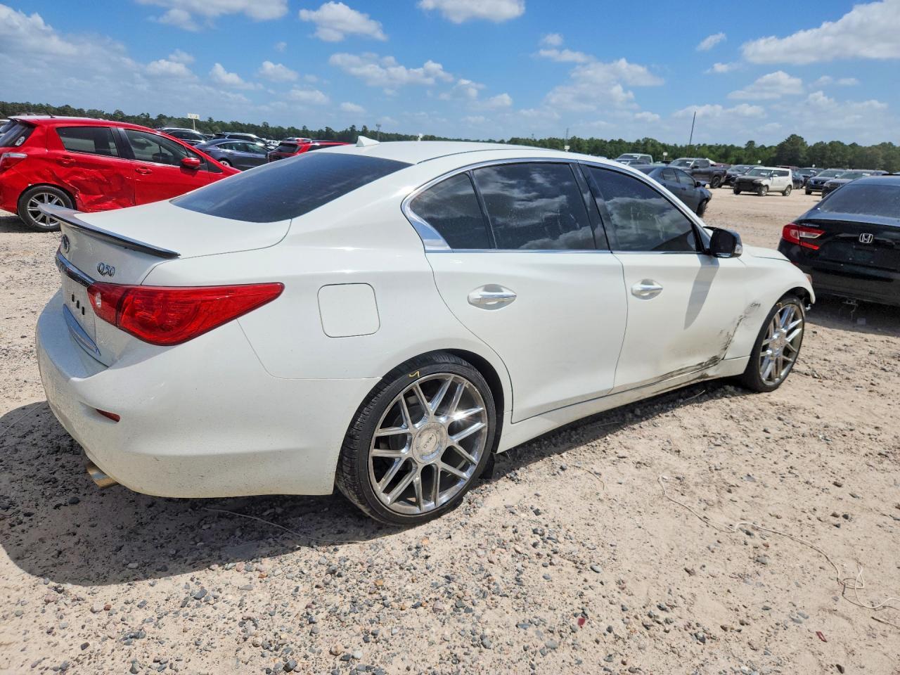 2017 Infiniti Q50 2.0T - Фото 3