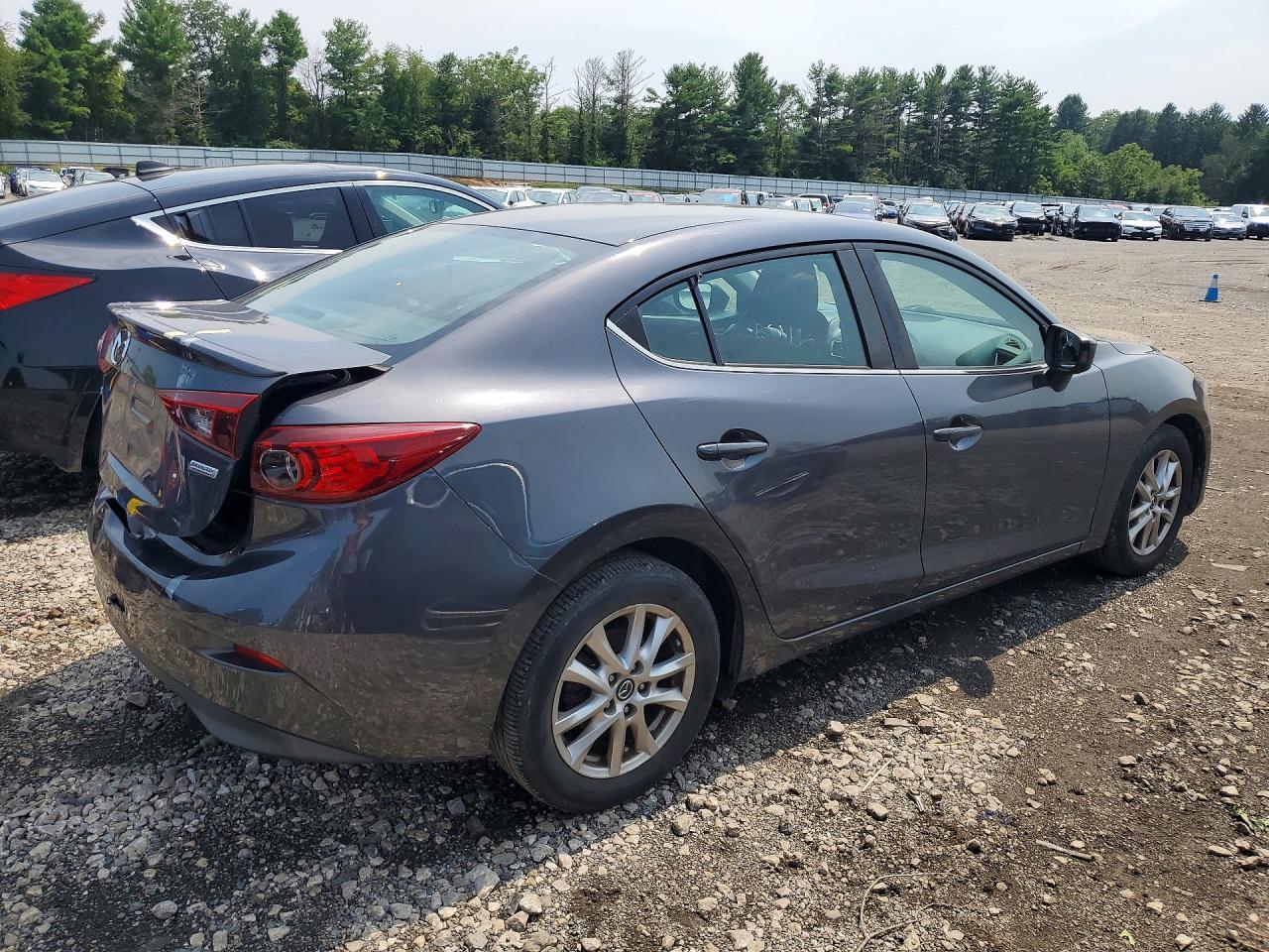 2015 Mazda 3 Touring - Image 3