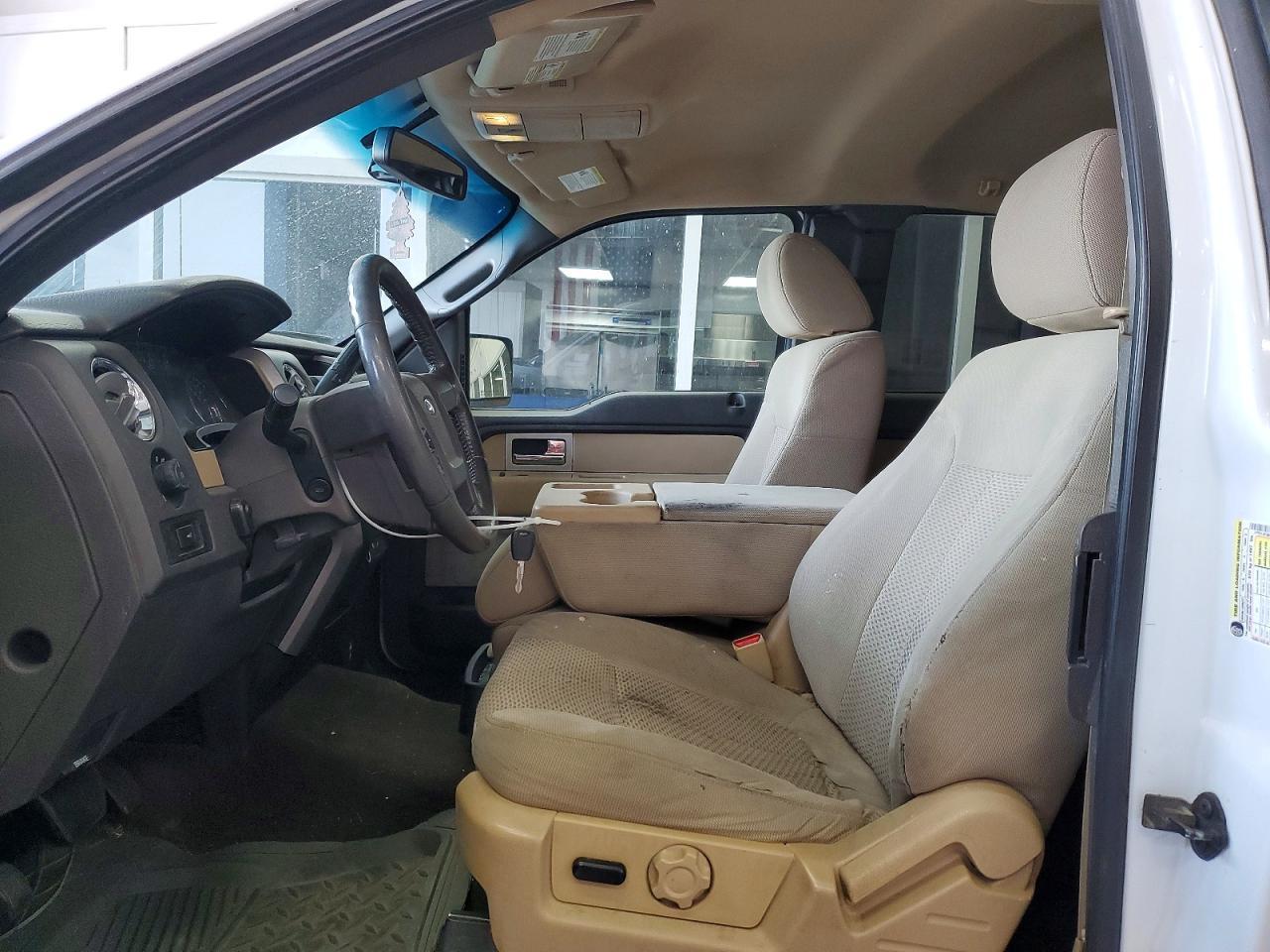 2011 Ford F150 Super Cab - Фото 7