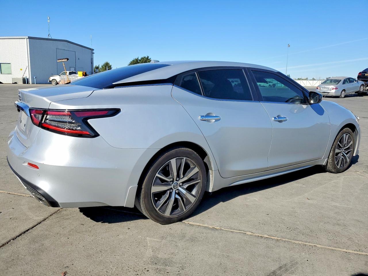 2020 Nissan Maxima S - Image 3