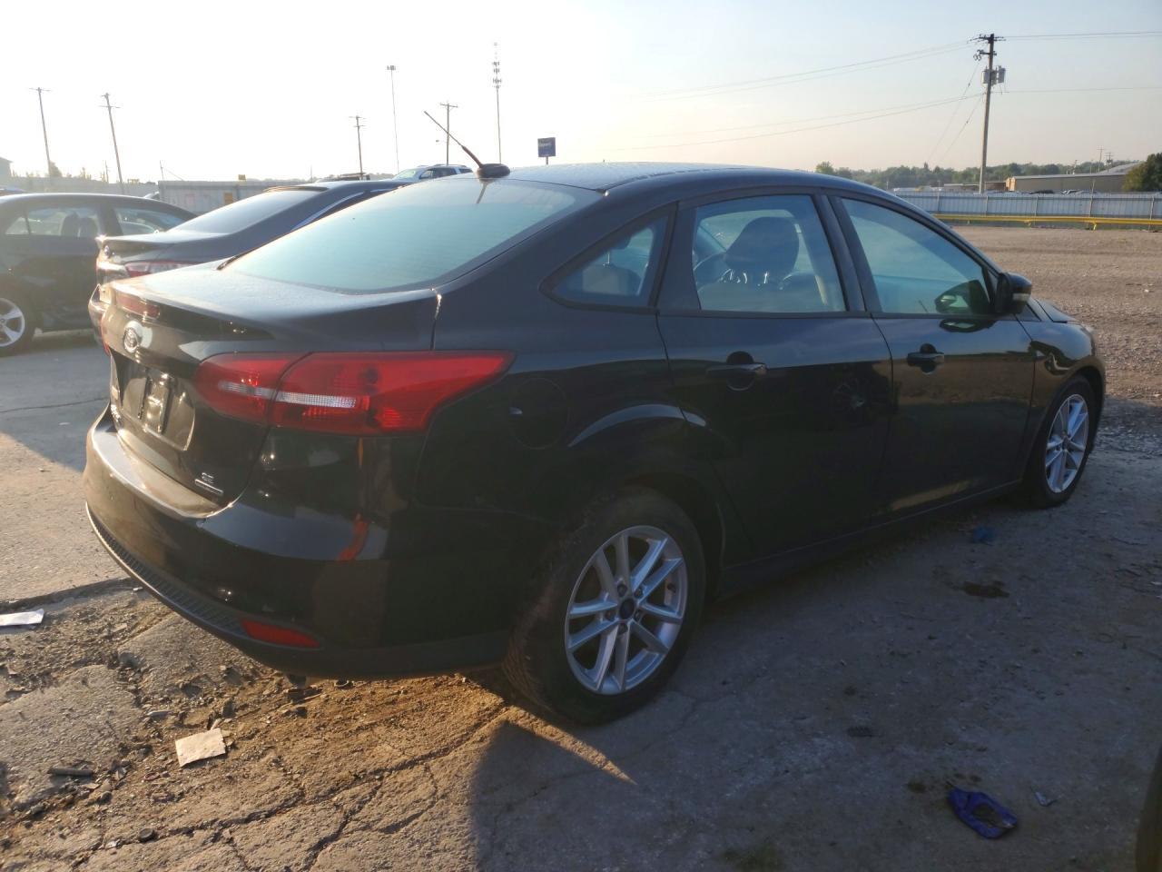 2016 Ford Focus Se - Фото 3