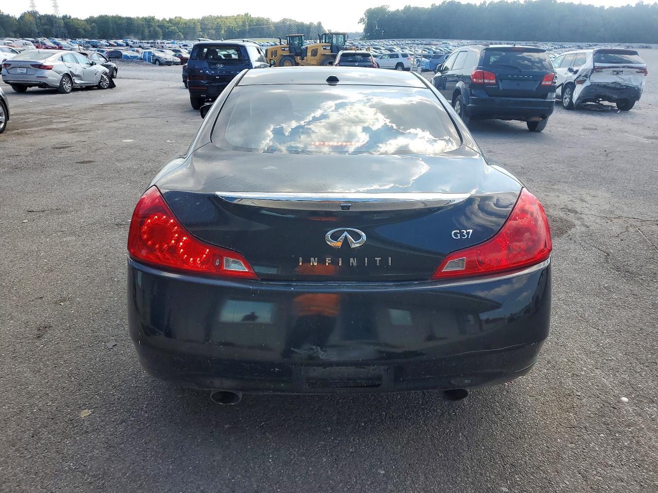 2008 Infiniti G37 Base - Image 6