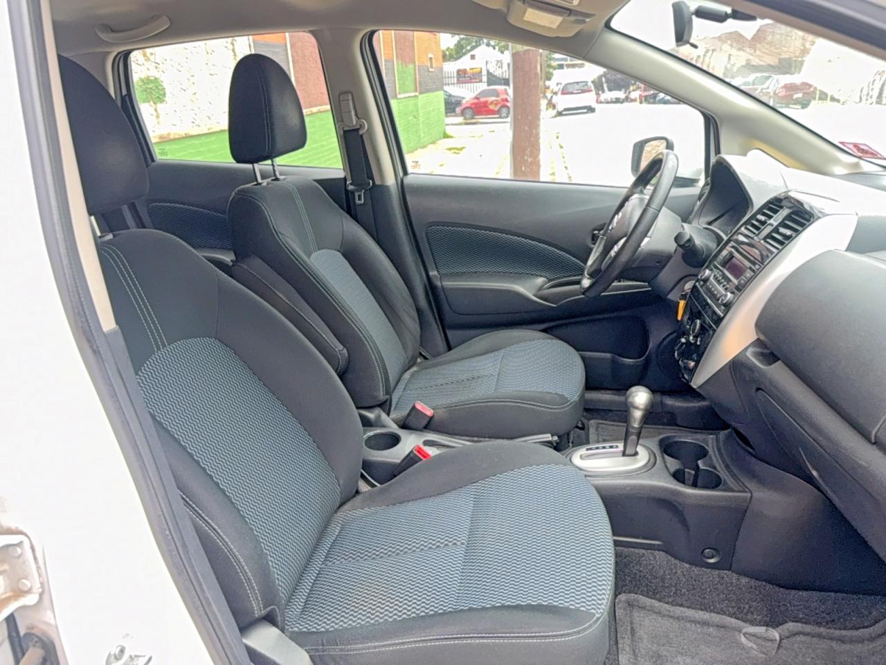 2015 Niss Versa Note - Image 5