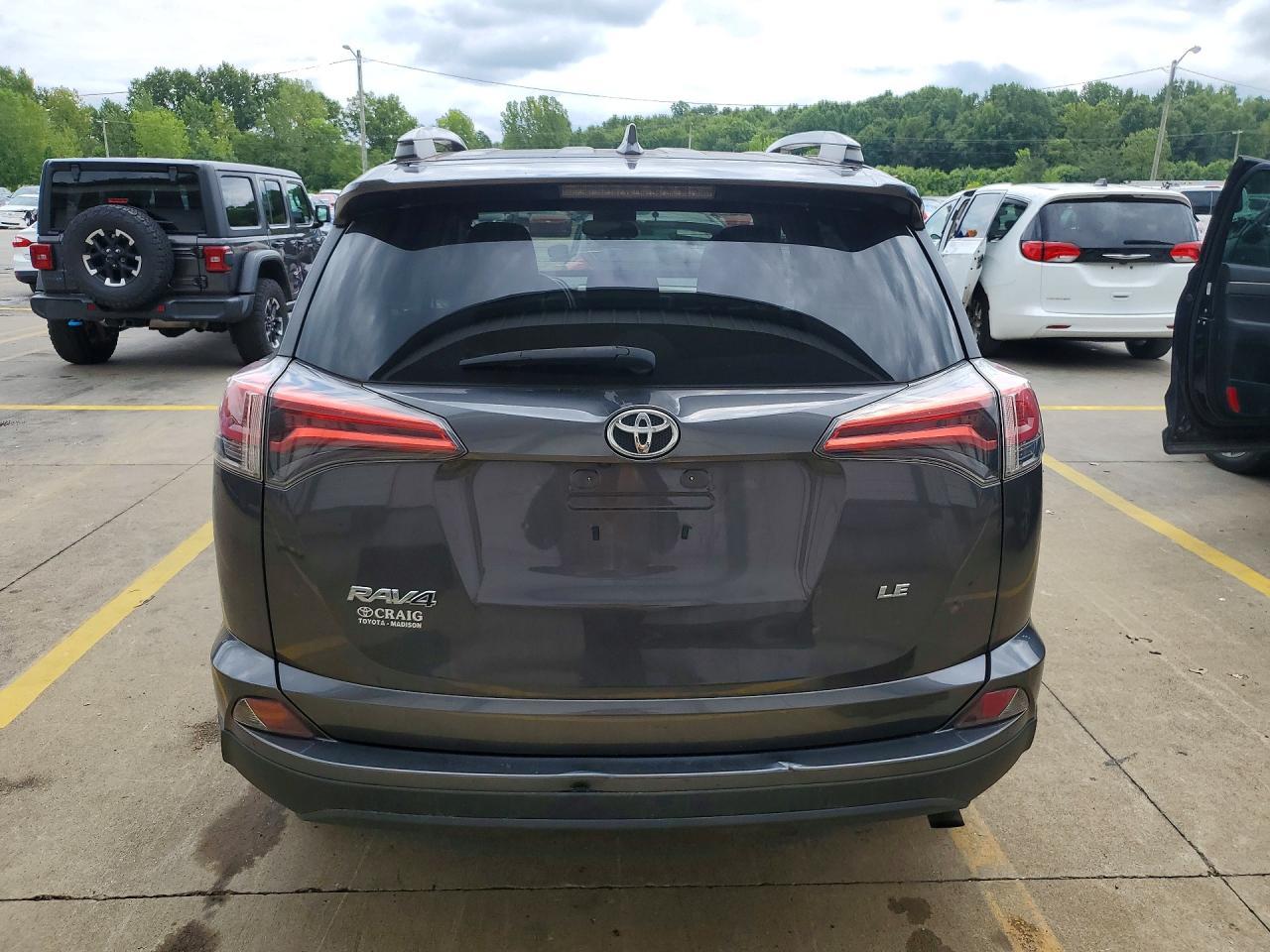 2018 Toyota Rav4 Le - Image 6