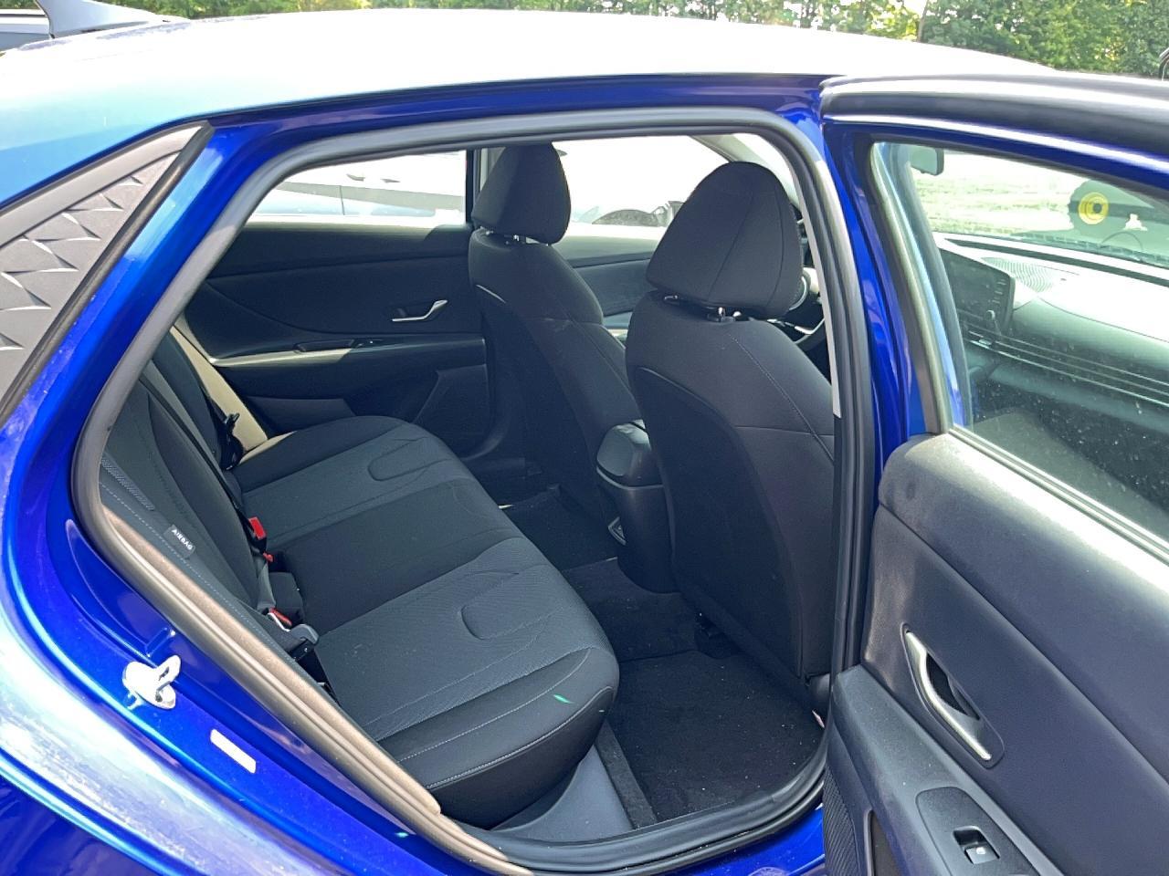 2024 Hyundai Elantra Se - Фото 6