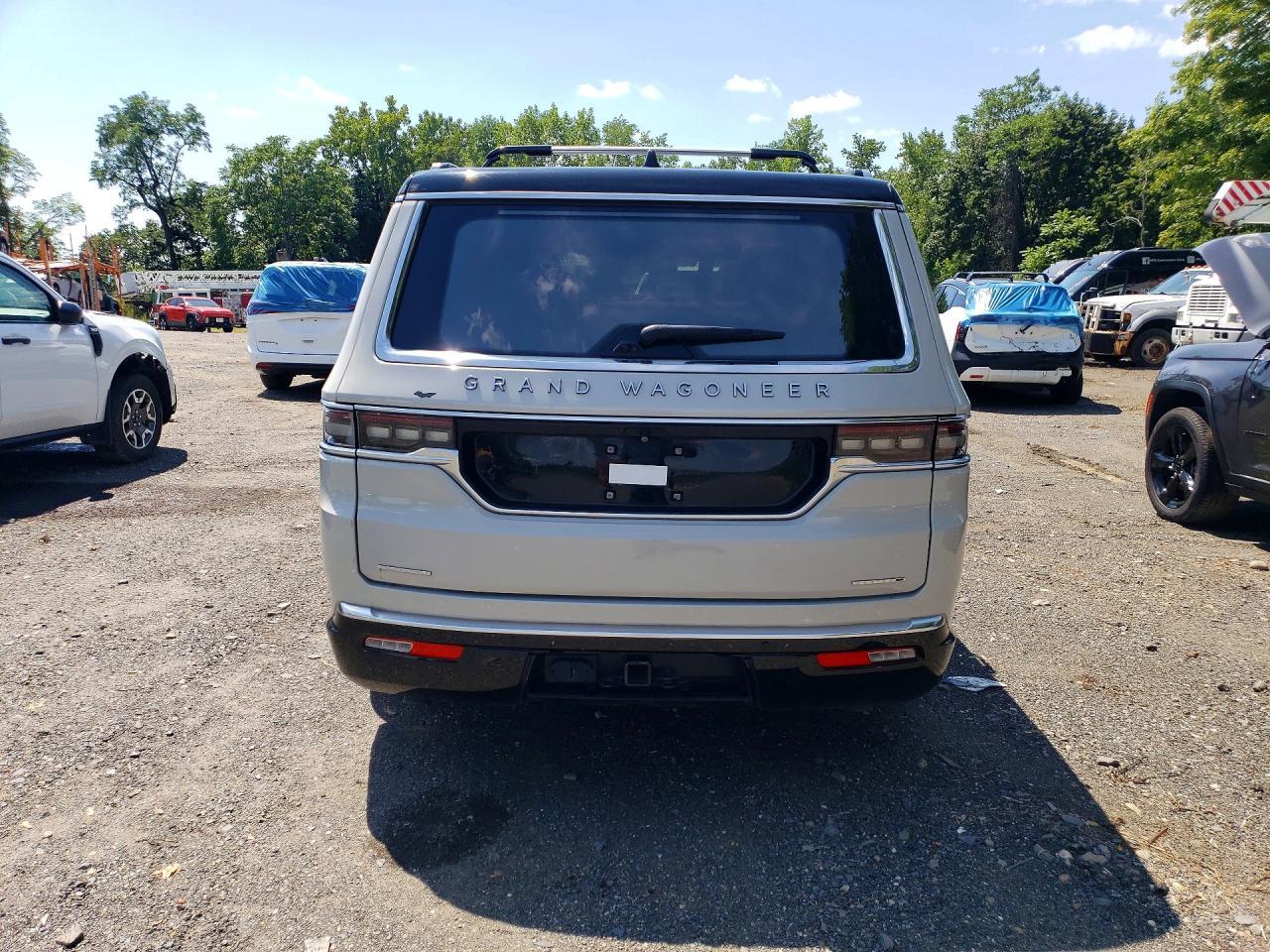2022 Jeep Grand Wagoneer Series Iii - Фото 6