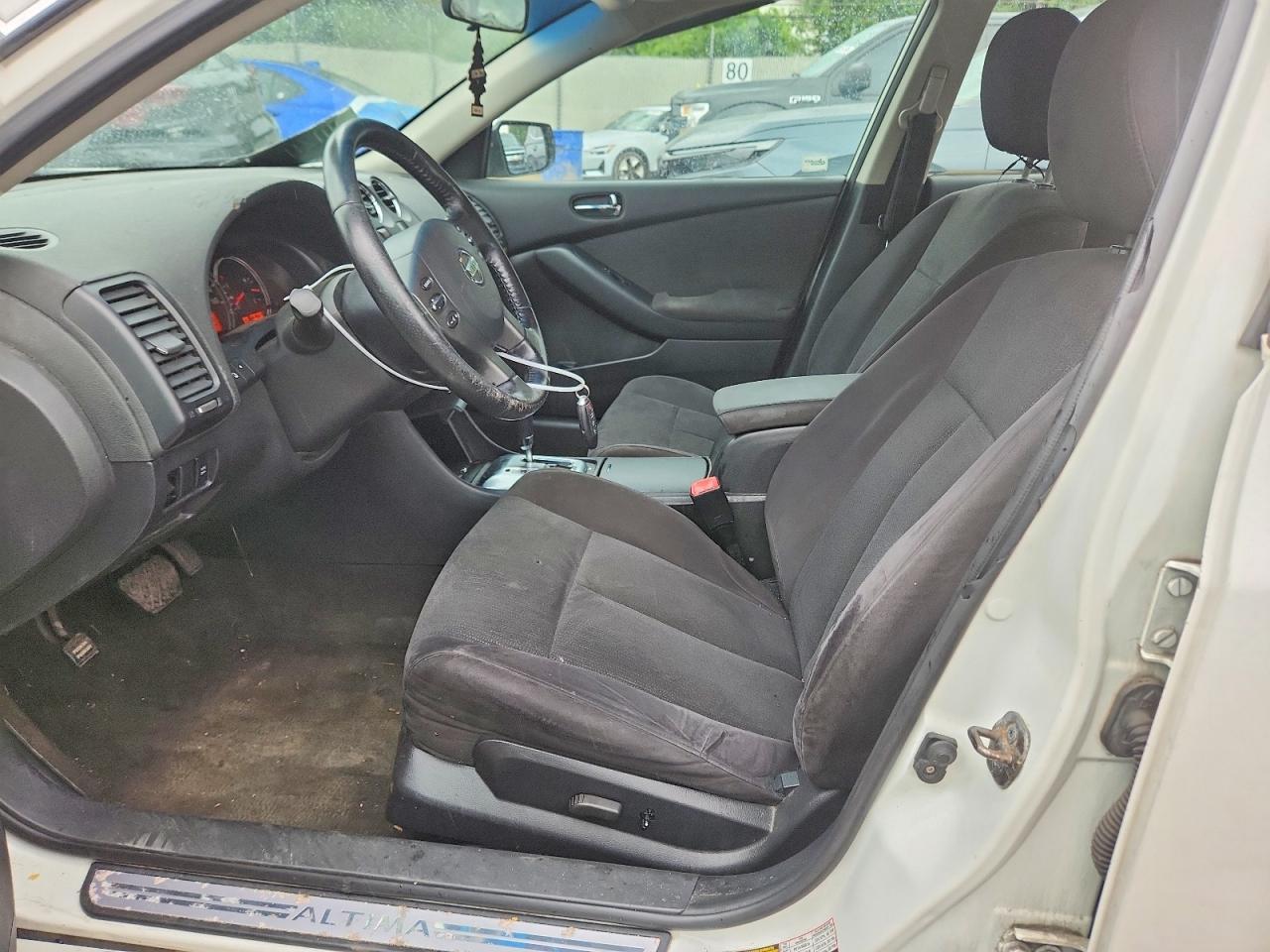 2010 Nissan Altima 2.5 - Image 7