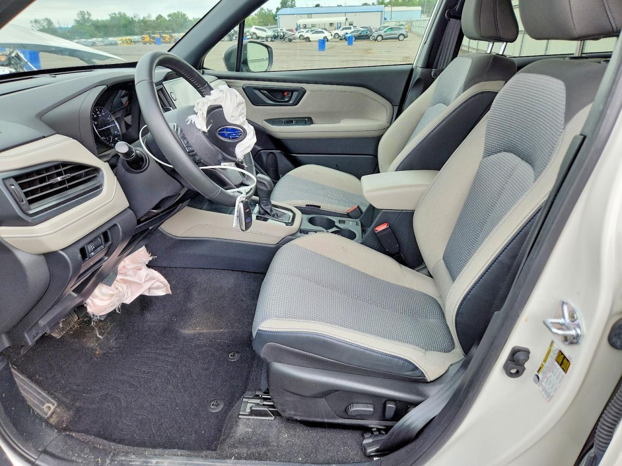 2025 Subaru Forester Premium - Фото 7