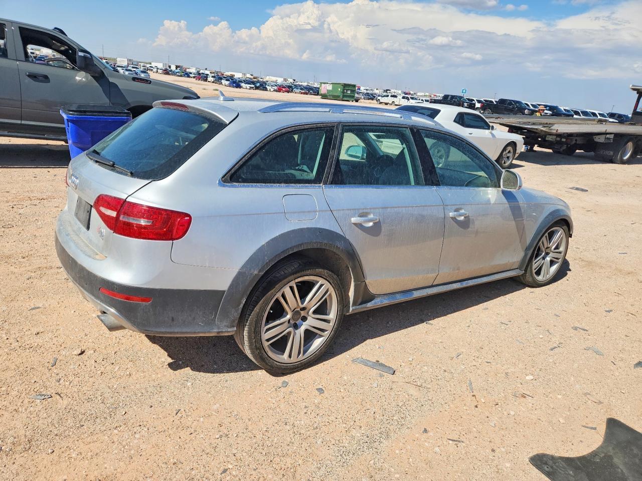 2013 Audi A4 - Фото 3