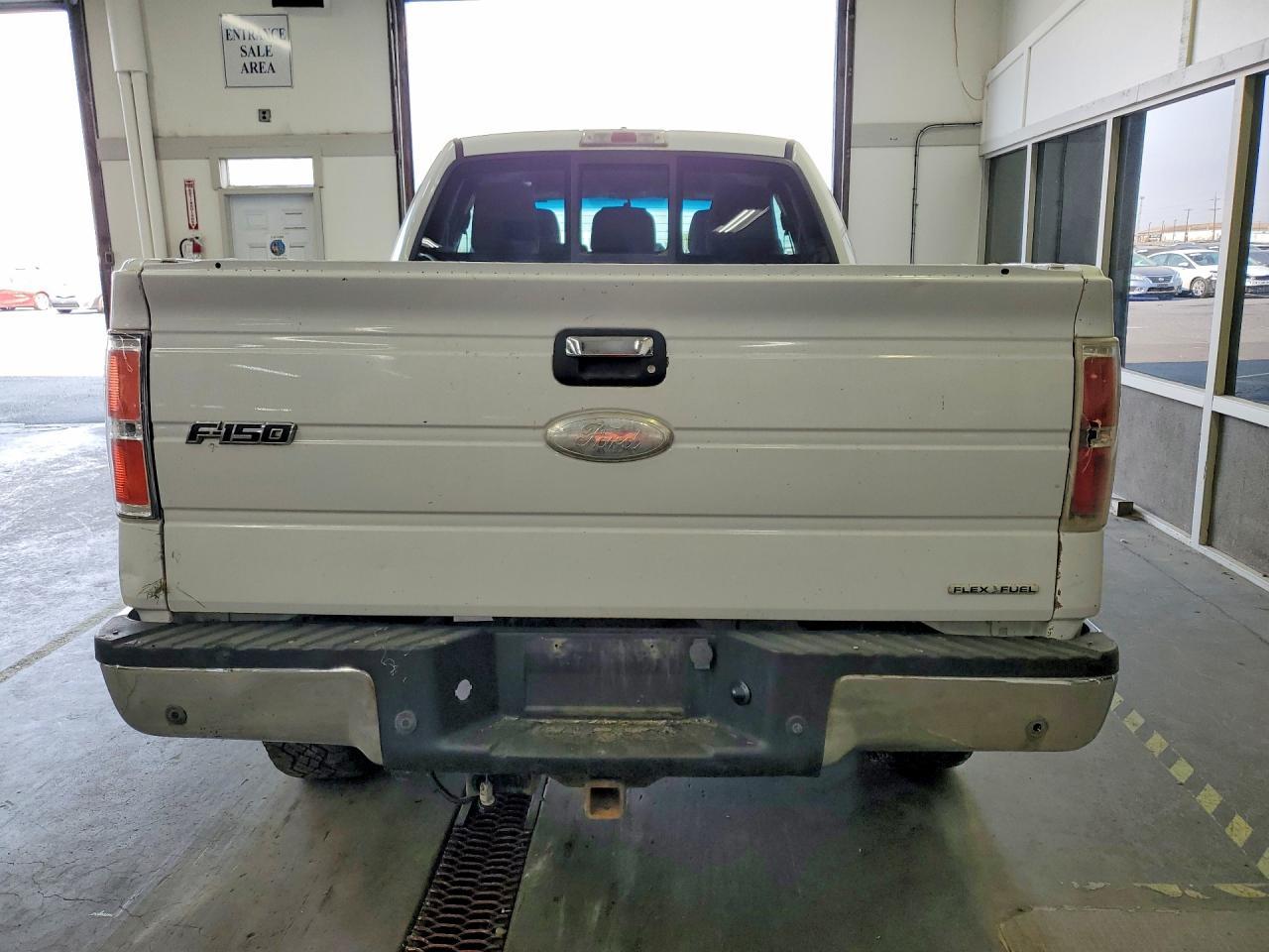 2011 Ford F150 Super Cab - Фото 6
