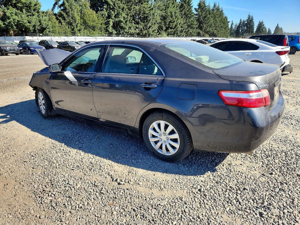 2008 Toyota Camry Le V6 - Image 2