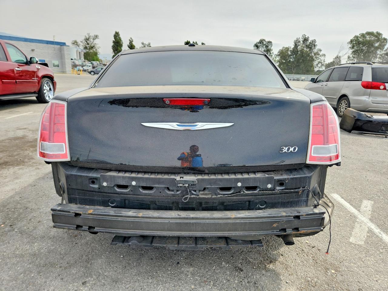 2012 Chrysler 300 Limited - Фото 6