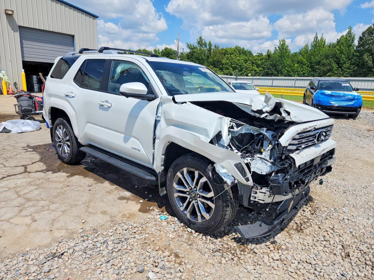 2025 Toyota 4Runner Limited - Фото 4