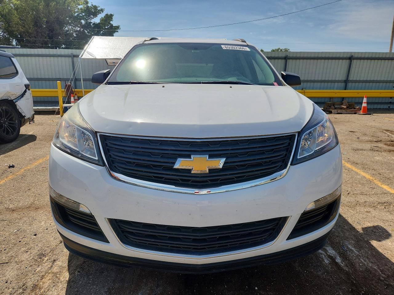 2017 Chevrolet Traverse Ls - Фото 5
