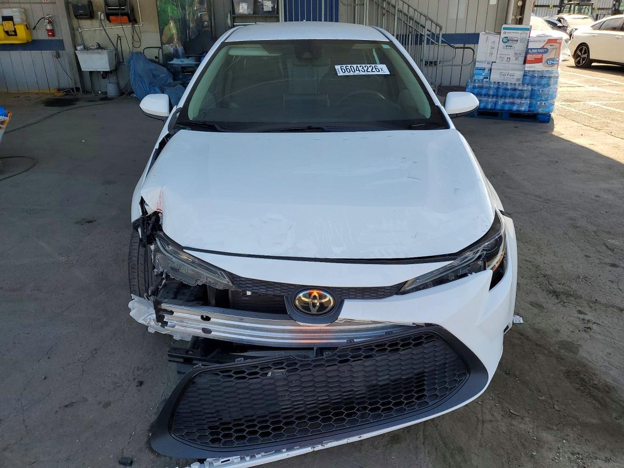 2020 Toyota Corolla Le - Фото 5