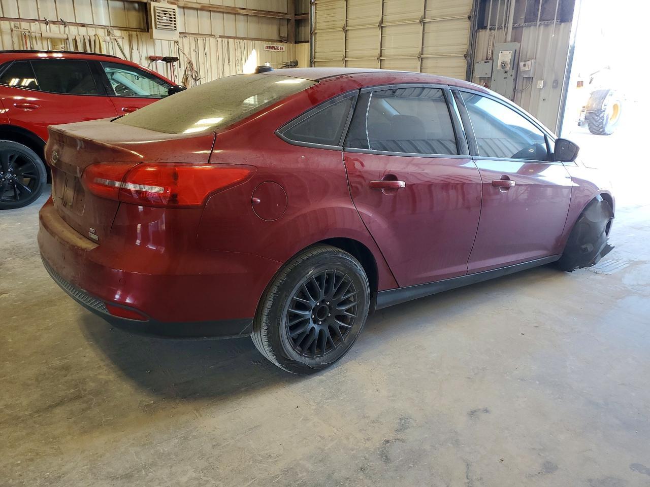 2016 Ford Focus Se - Фото 3
