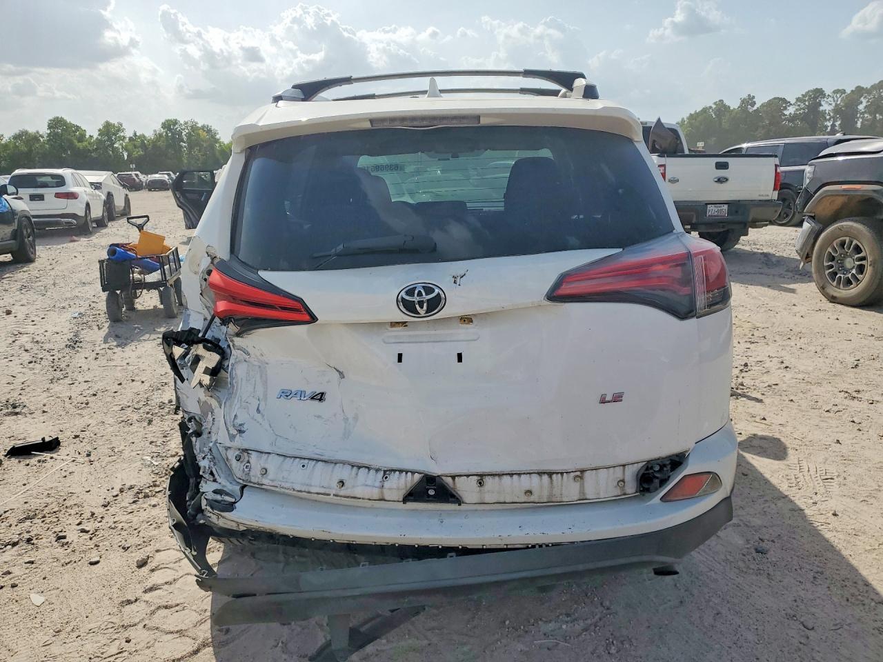 2016 Toyota Rav4 Le - Фото 6