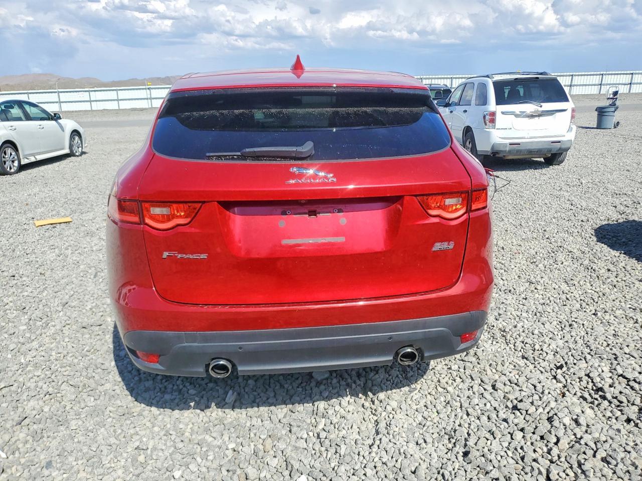 2017 Jaguar F-Pace R - Sport - Image 6