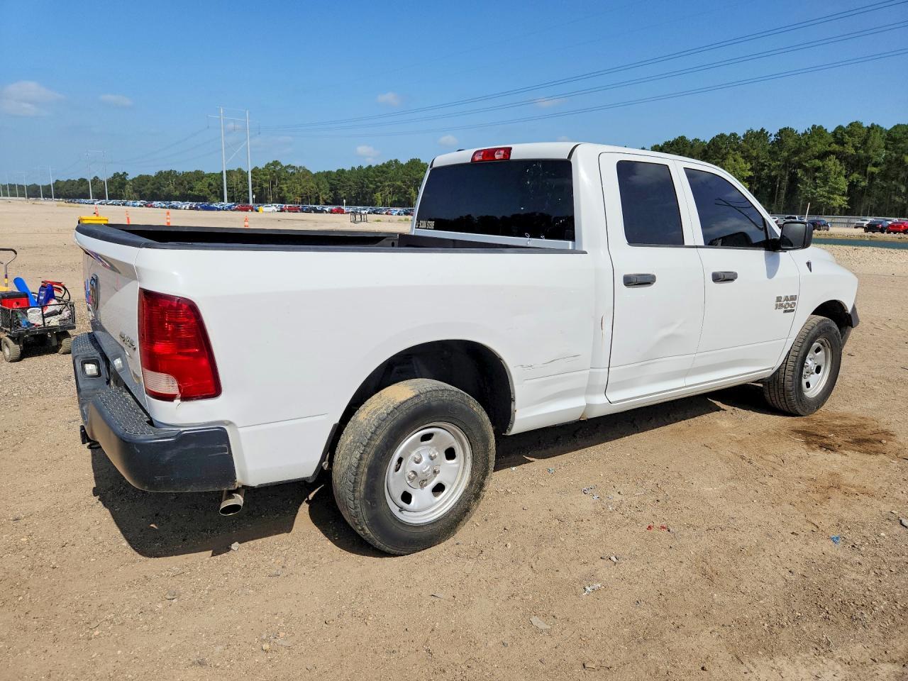 2019 Ram 1500 Classic Tradesman - Фото 3