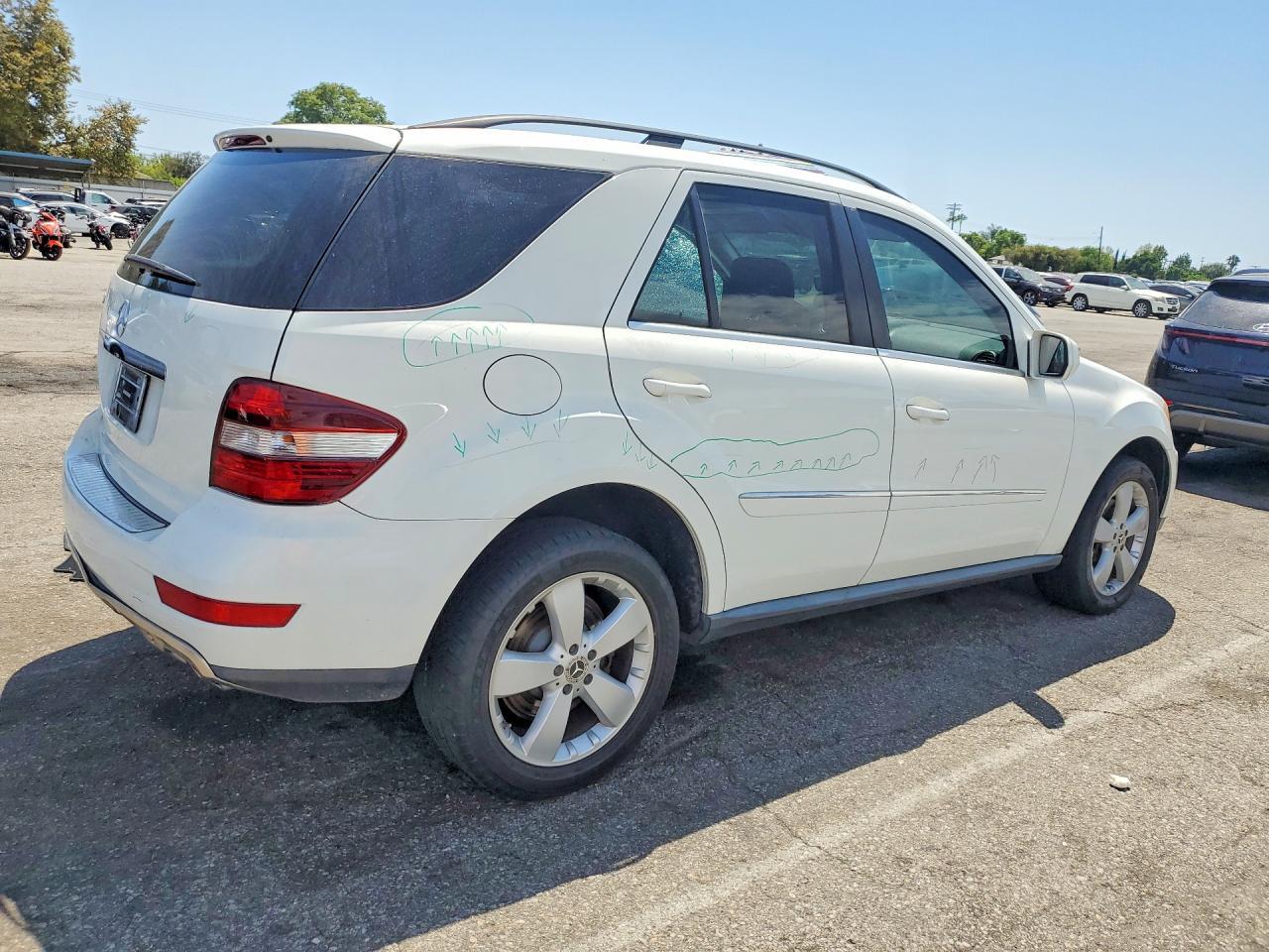 2010 Mercedes-Benz Ml 350 - Image 3