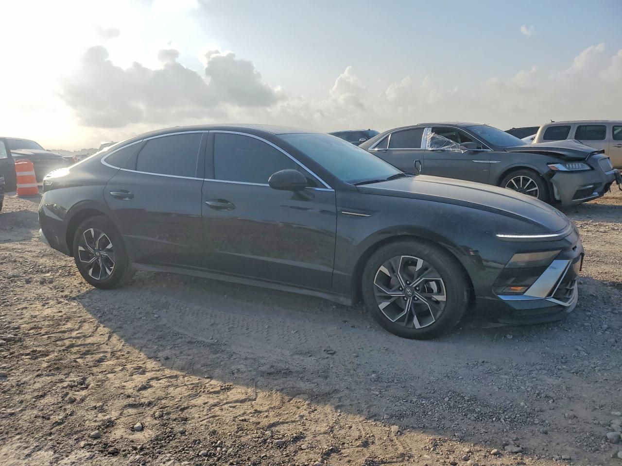 2025 Hyundai Sonata Sel - Фото 4