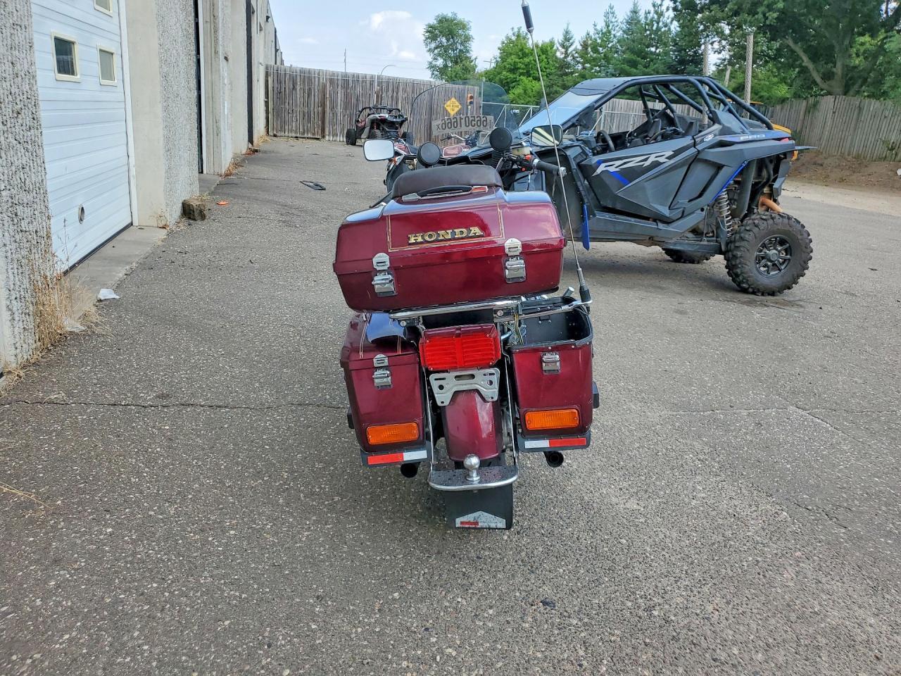 1983 Honda Gl1100 I - Image 4