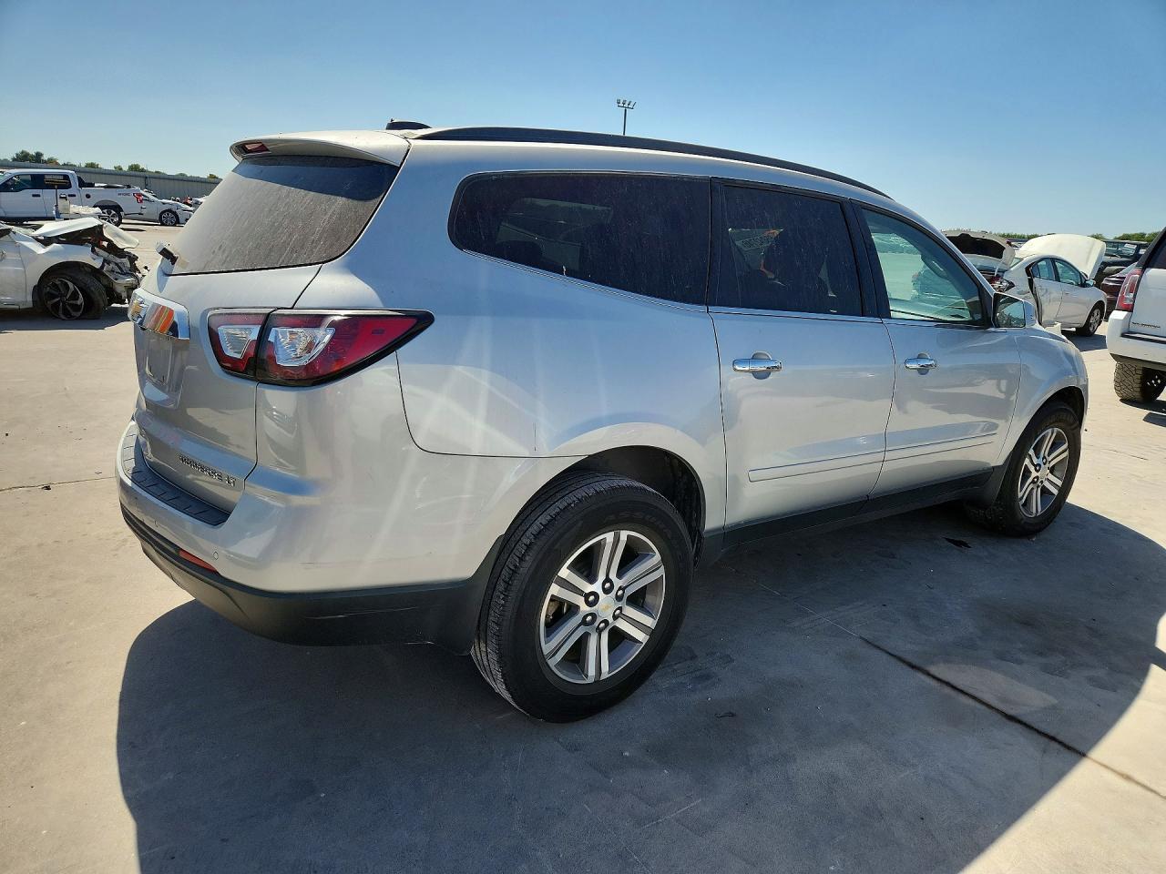 2016 Chevrolet Traverse Lt - Фото 3