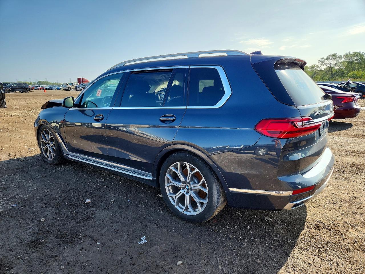 2019 BMW X7 xDrive40I - Фото 2