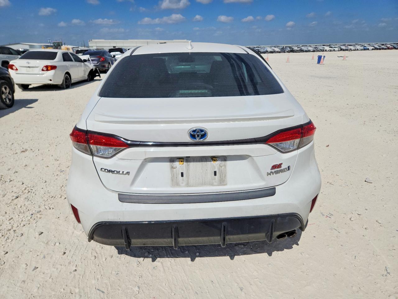 2024 Toyota Corolla Hybrid Se - Фото 6