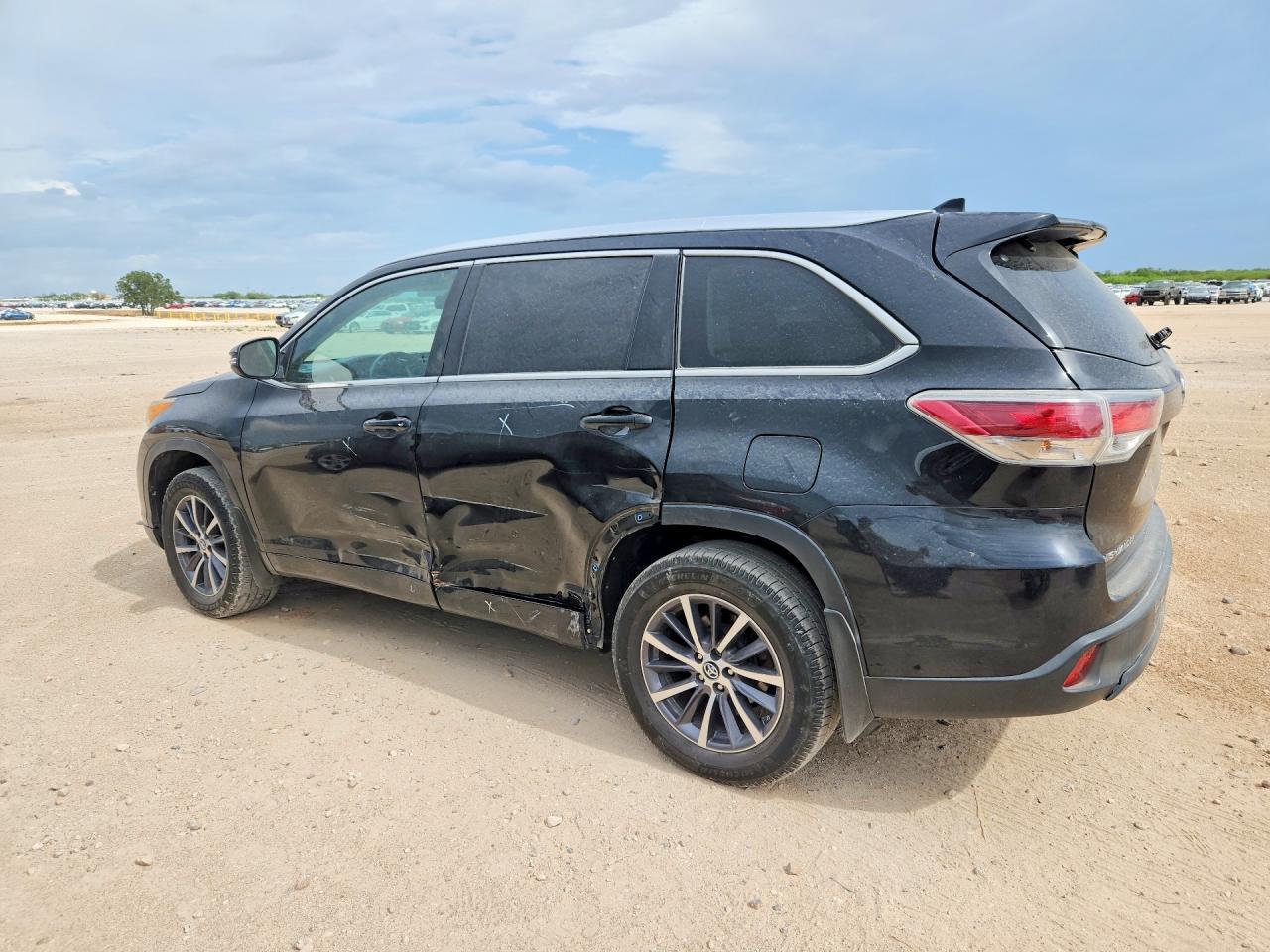 2014 Toyota Highlander Xle - Фото 2