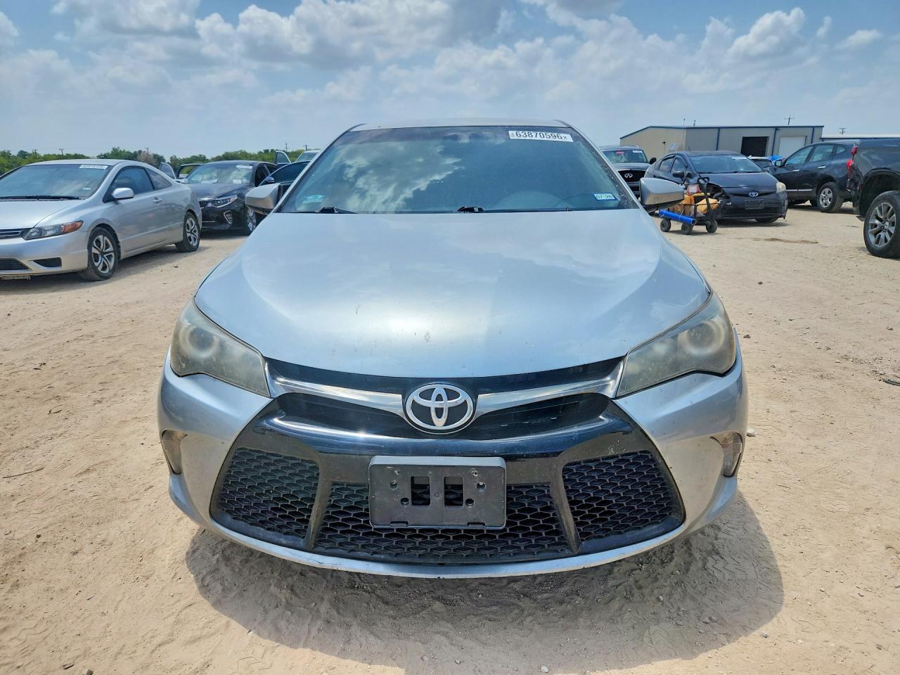 2017 Toyota Camry Se - Фото 5
