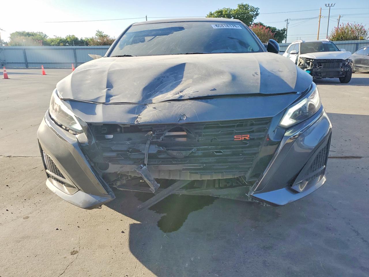 2025 Nissan Altima Sr - Фото 5