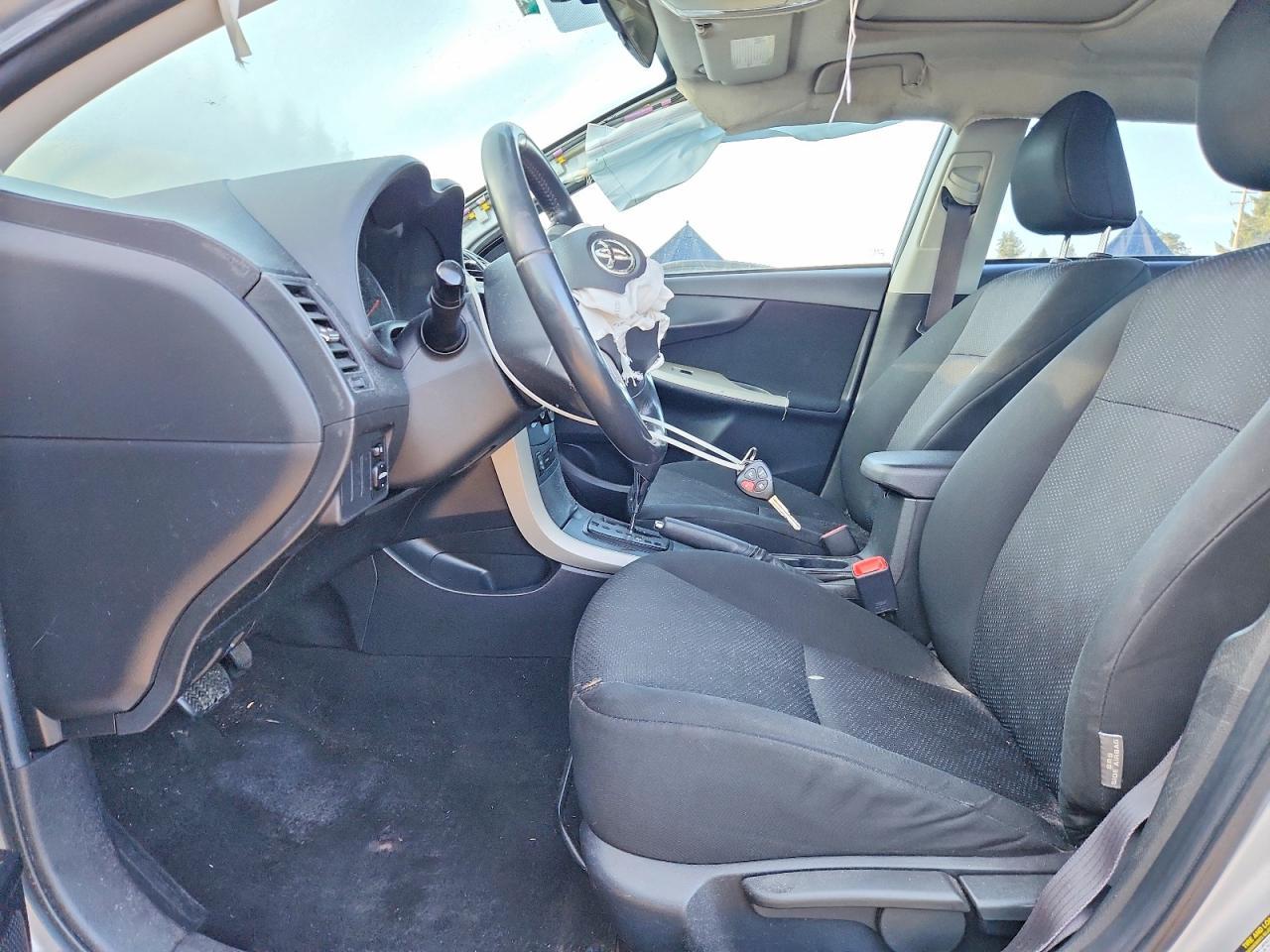2009 Toyota Corolla S - Image 7