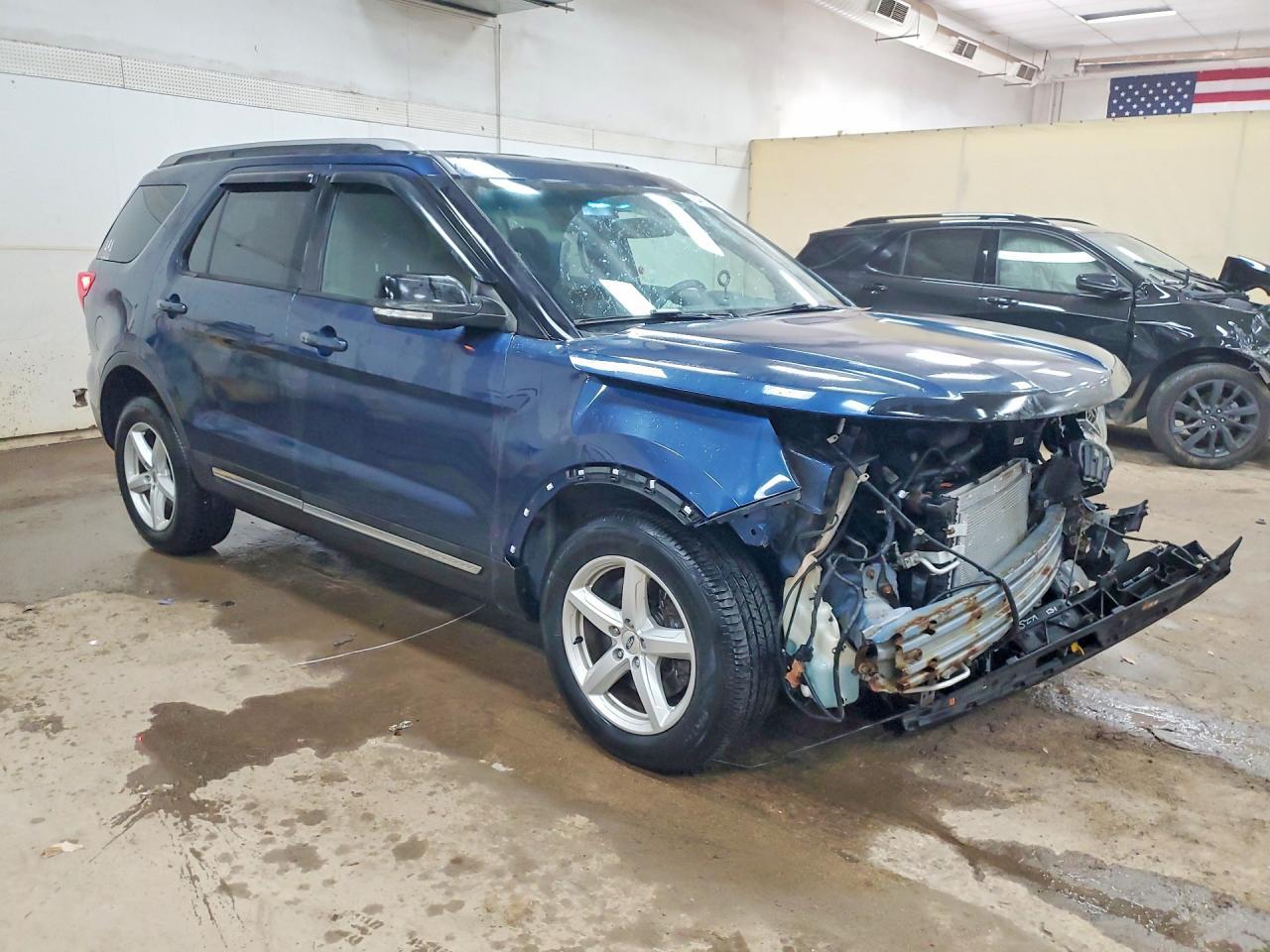 2016 Ford Explorer Xlt - Фото 4