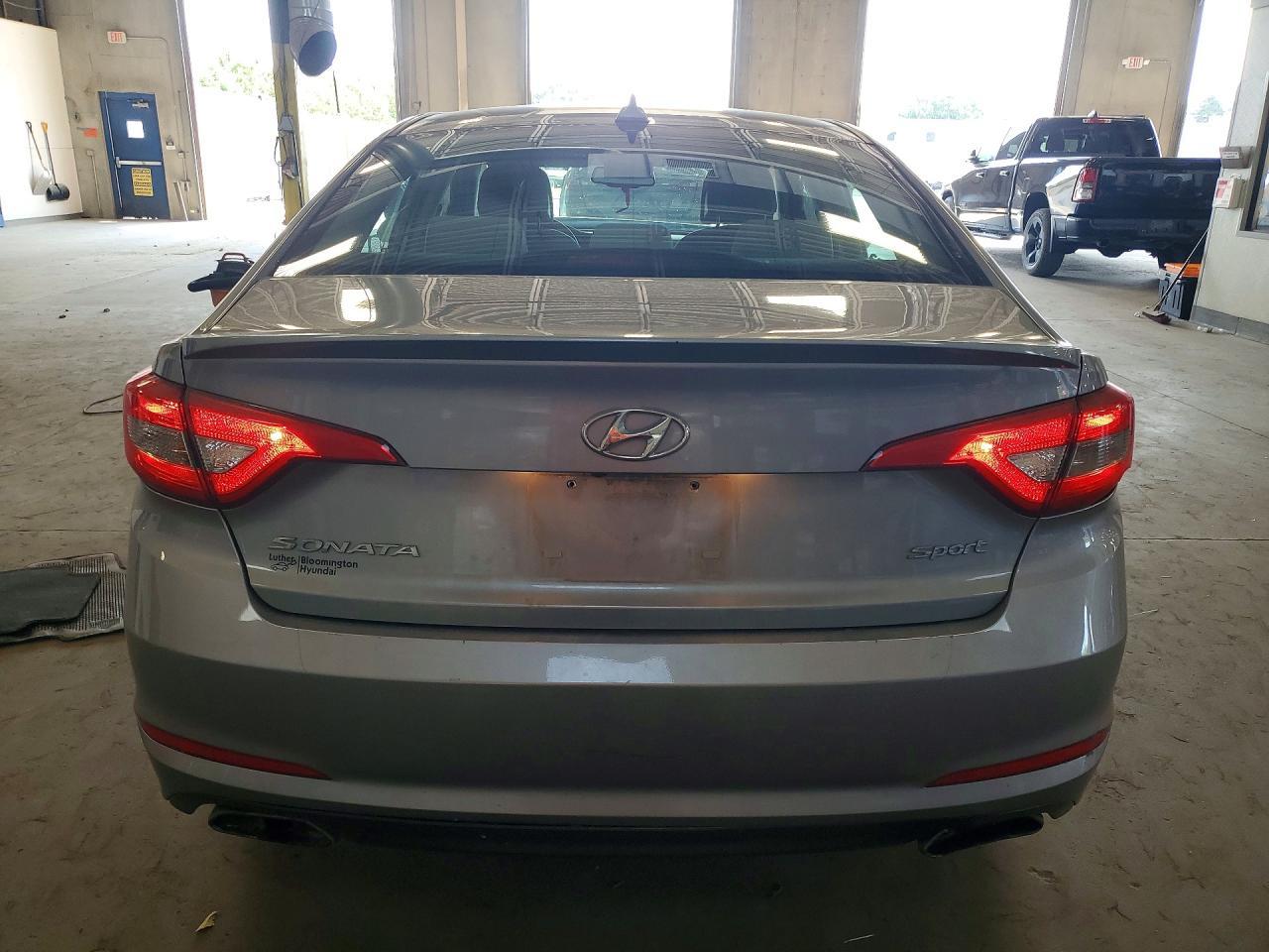 2016 Hyundai Sonata Sport - Image 6