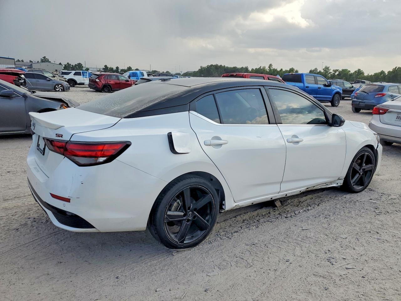 2024 Nissan Sentra Sr - Фото 3