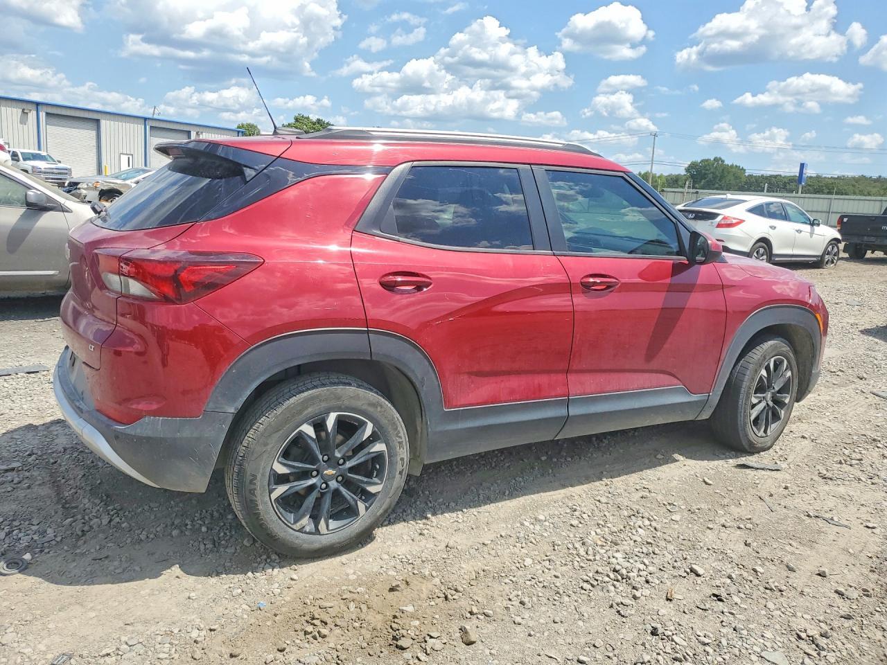 2021 Chevrolet Trailblazer Lt - Фото 3
