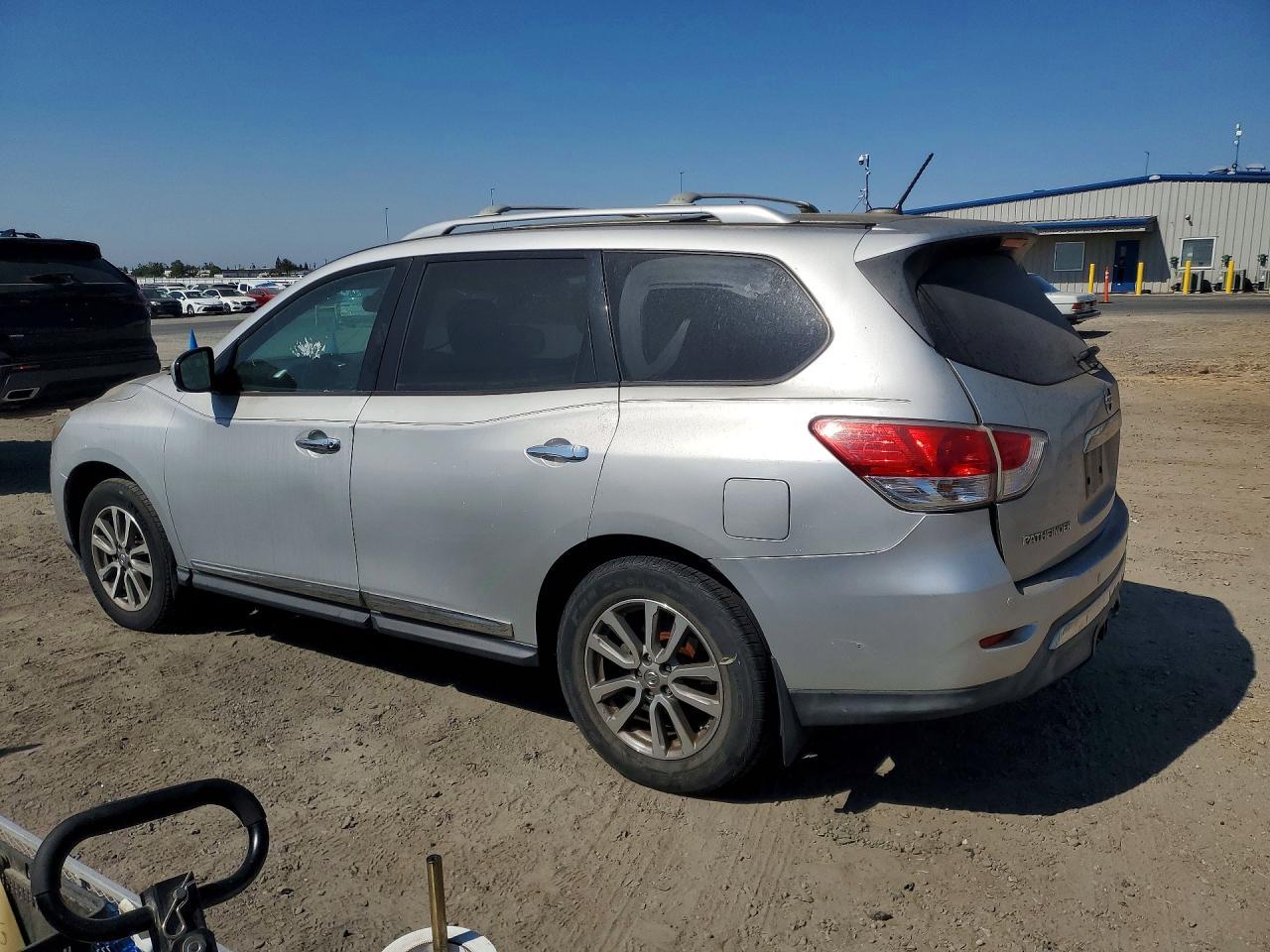 2016 Nissan Pathfinder Sl - Фото 2