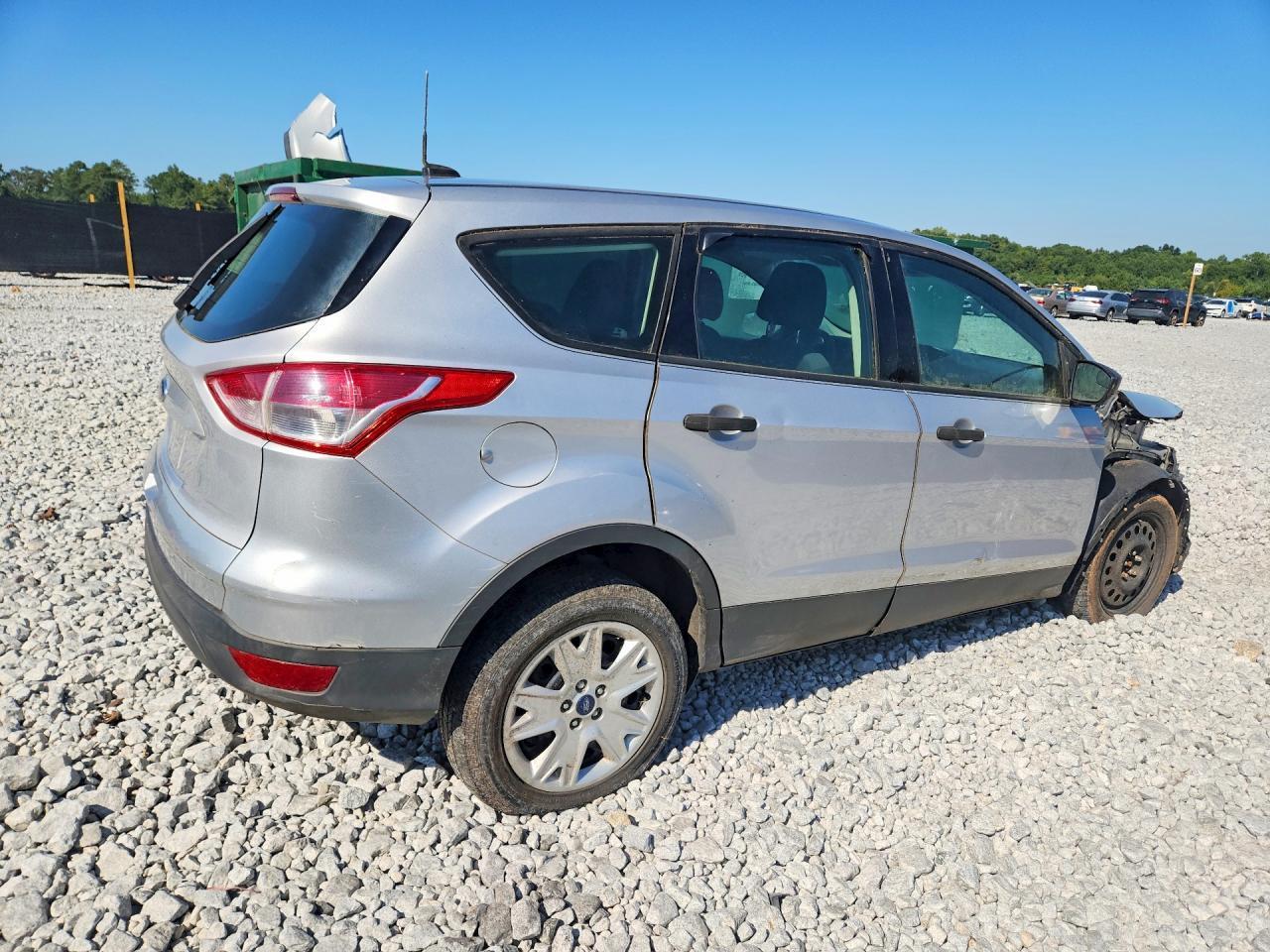 2014 Ford Escape S - Фото 3
