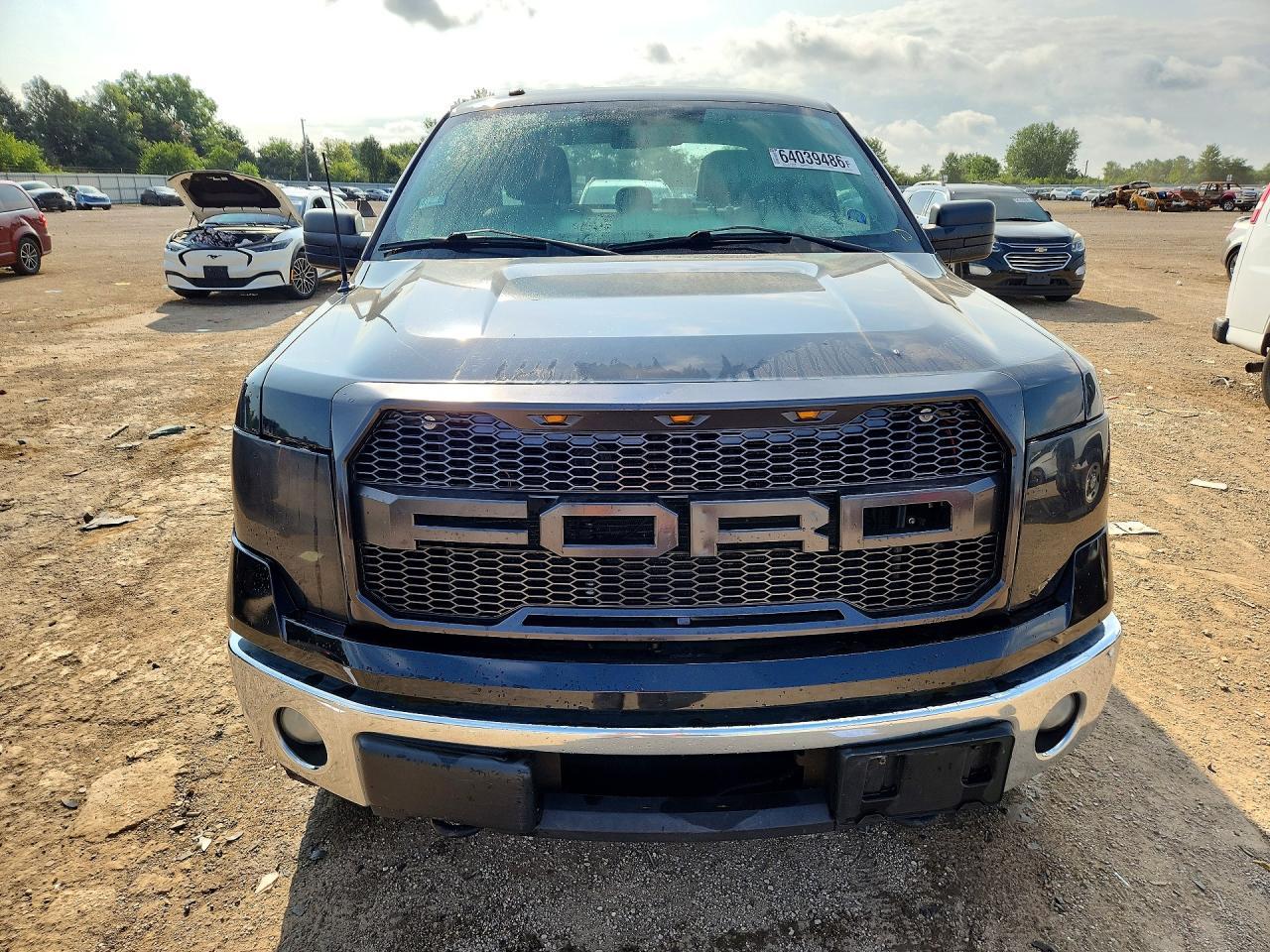 2013 Ford F150 Super Cab - Фото 5