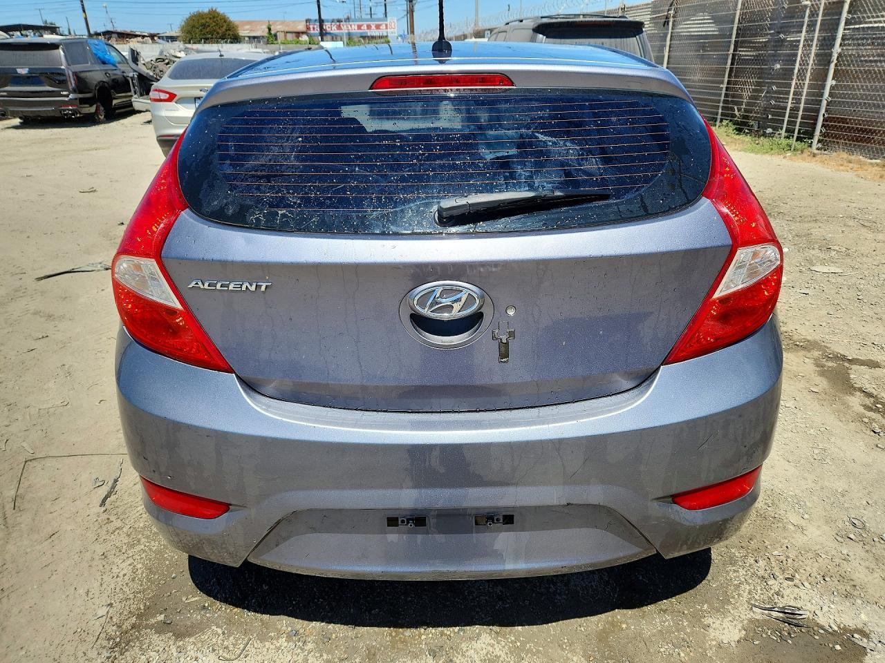 2017 Hyundai Accent Se - Фото 6