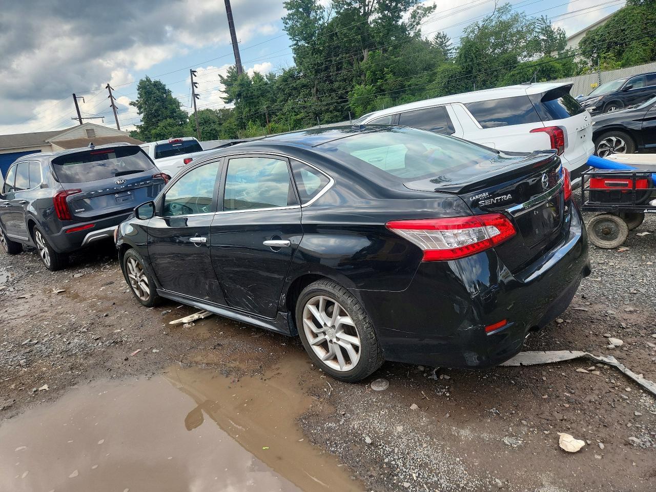 2013 Nissan Sentra S - Фото 2