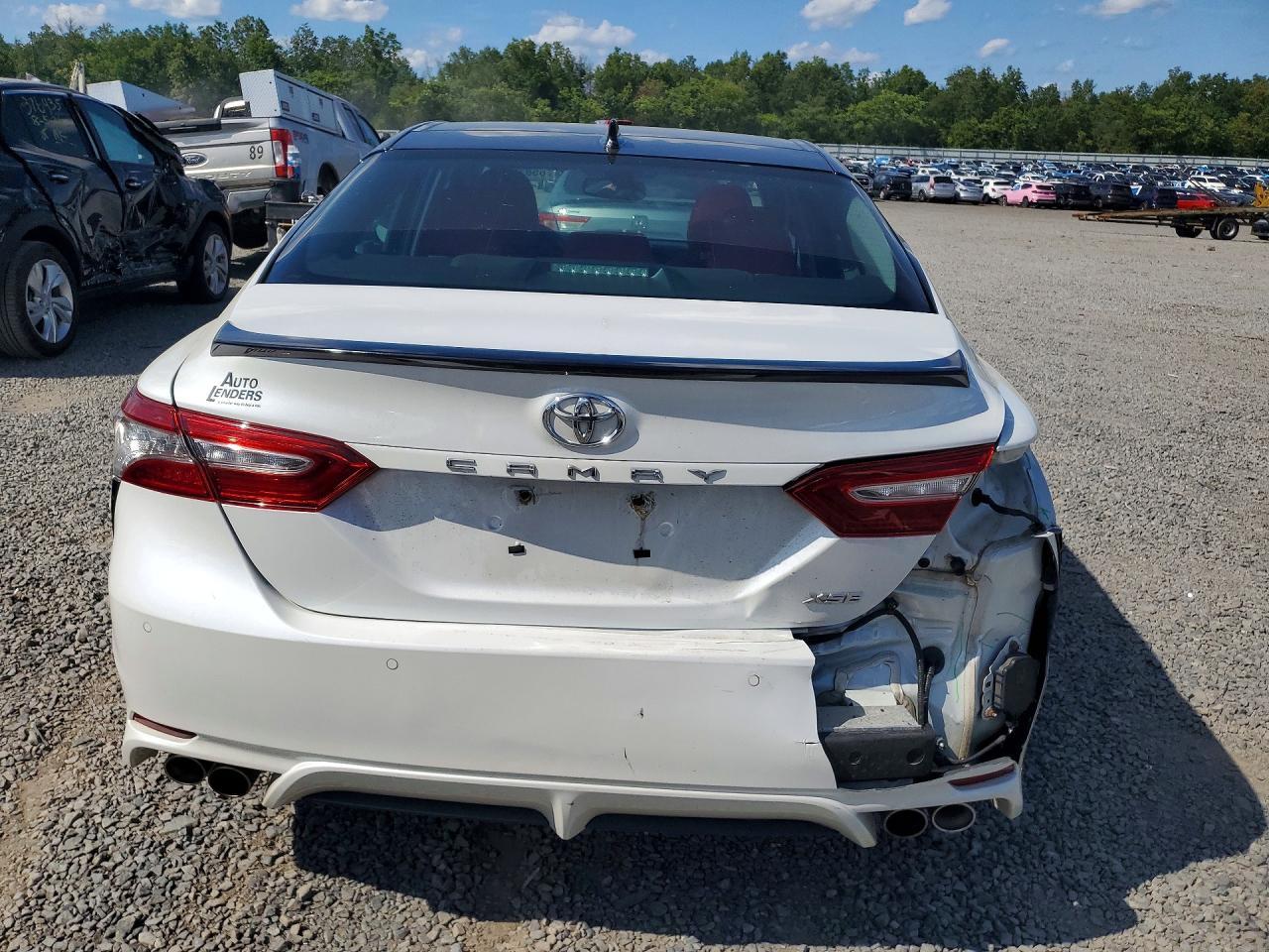 2018 Toyota Camry Xse V6 - Фото 6