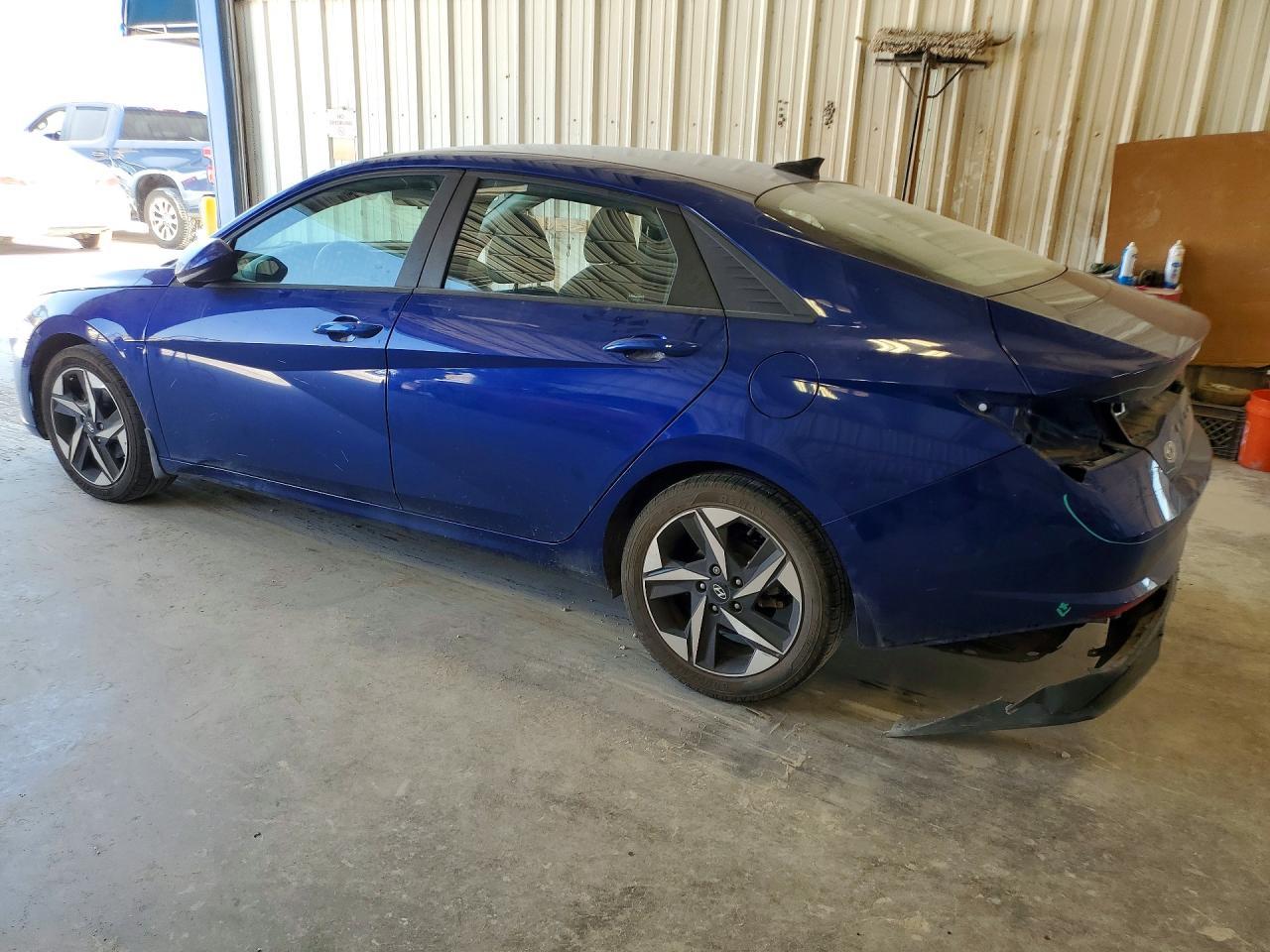 2023 Hyundai Elantra Sel - Фото 2