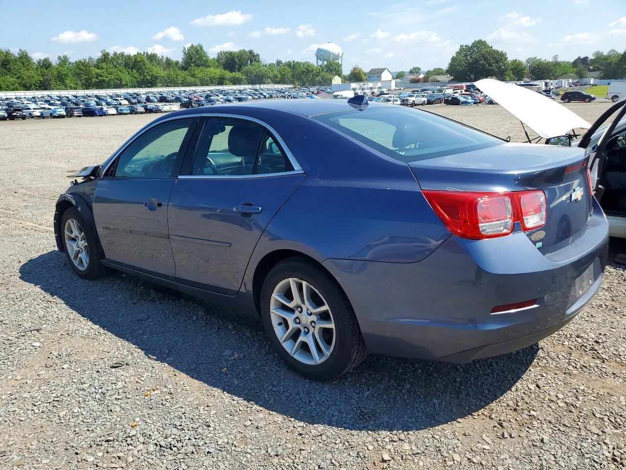 2014 Chevrolet Malibu 1Lt - Фото 2
