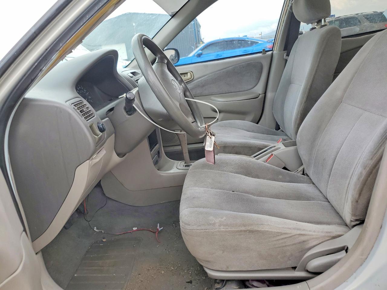 2001 Toyota Corolla Ce - Фото 7